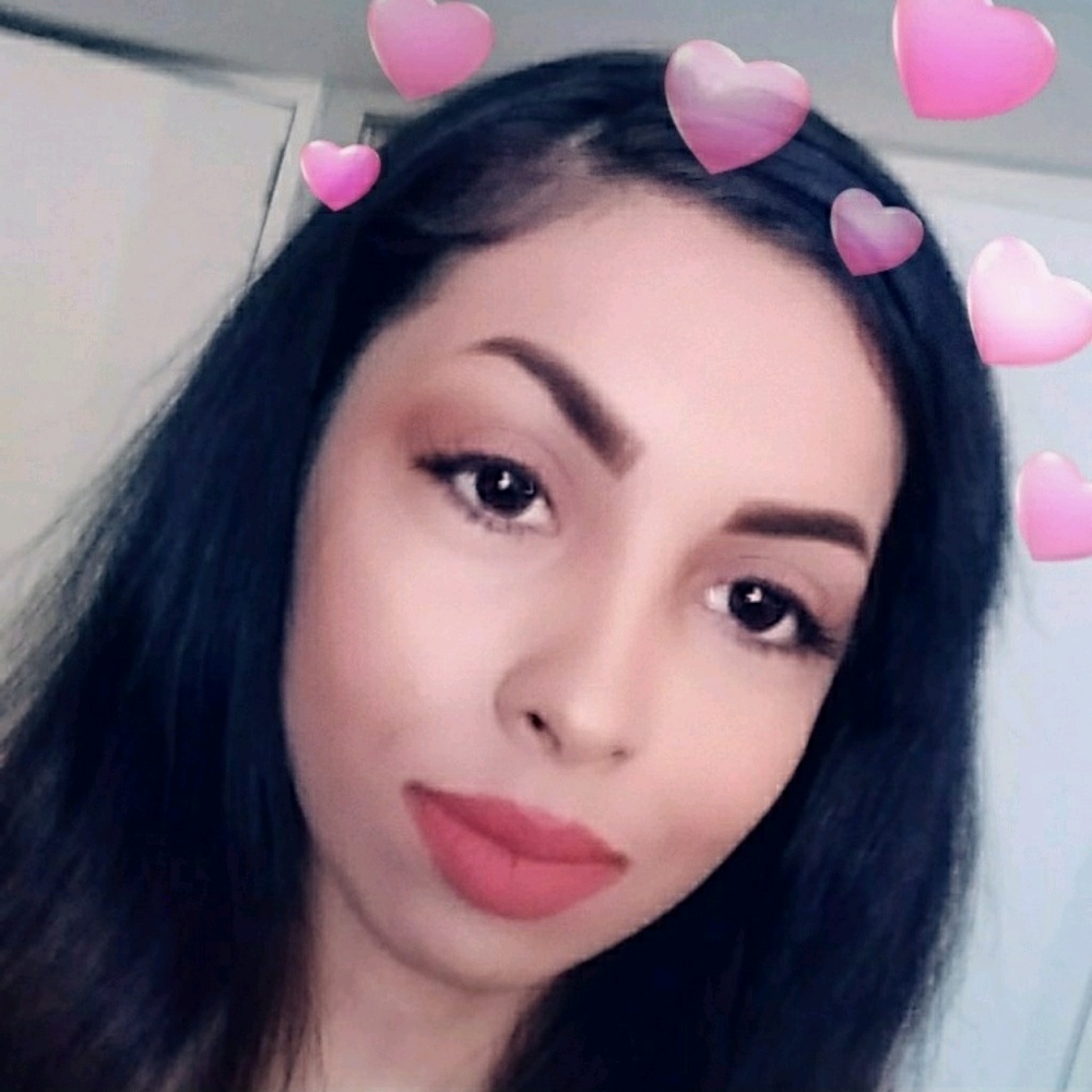 Meet your Posher, Litzy